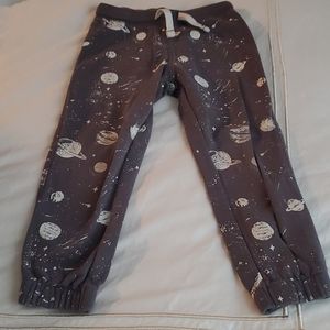 Boy's sweatpants.  Size 4 t Carter's